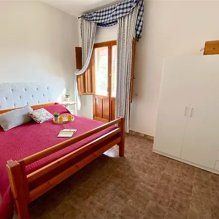 Vakantiehuis La Terrazza Sa Rocca Tunda